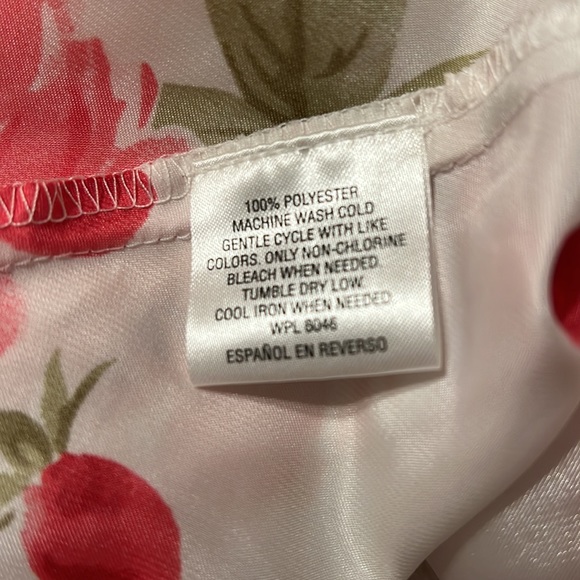 Donna Morgan Women’s Floral Lingerie Set Nightgown and Bathrobe - Picture 13 of 14